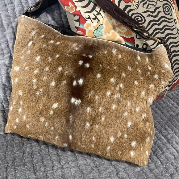 Juan Antonio Large Axis Hide Tote - Picture 14 of 16